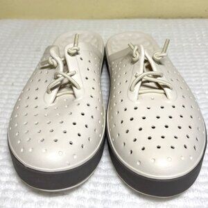 Joybee's Women's Weekend Mules - Cream